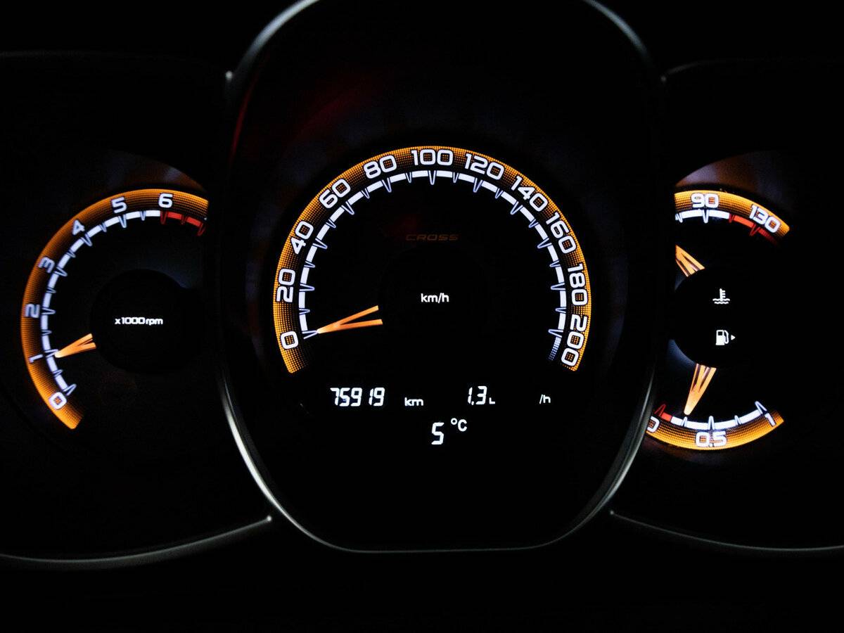 Купить Lada (ВАЗ) Vesta SW I, 2019, 75 918 км, фото №19