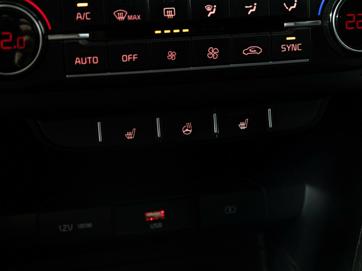 Купить Kia Ceed III Рестайлинг, 2022, 54 254 км, фото №17