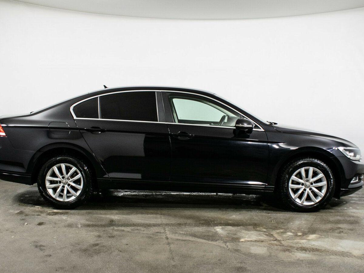 Купить Volkswagen Passat B8, 2017, 80 779 км, фото №4