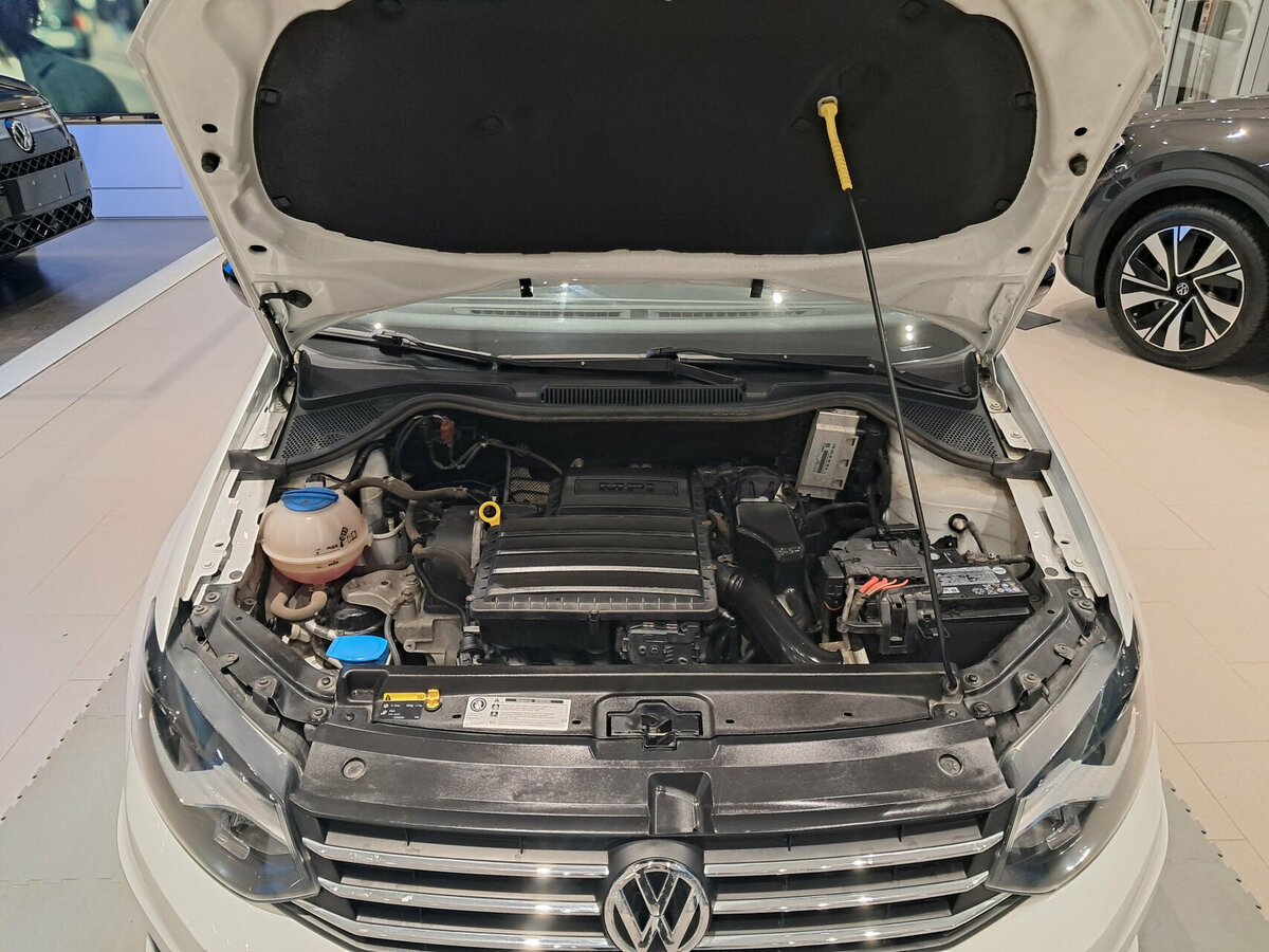 Купить Volkswagen Polo V Рестайлинг, 2017, 41 987 км, фото №9