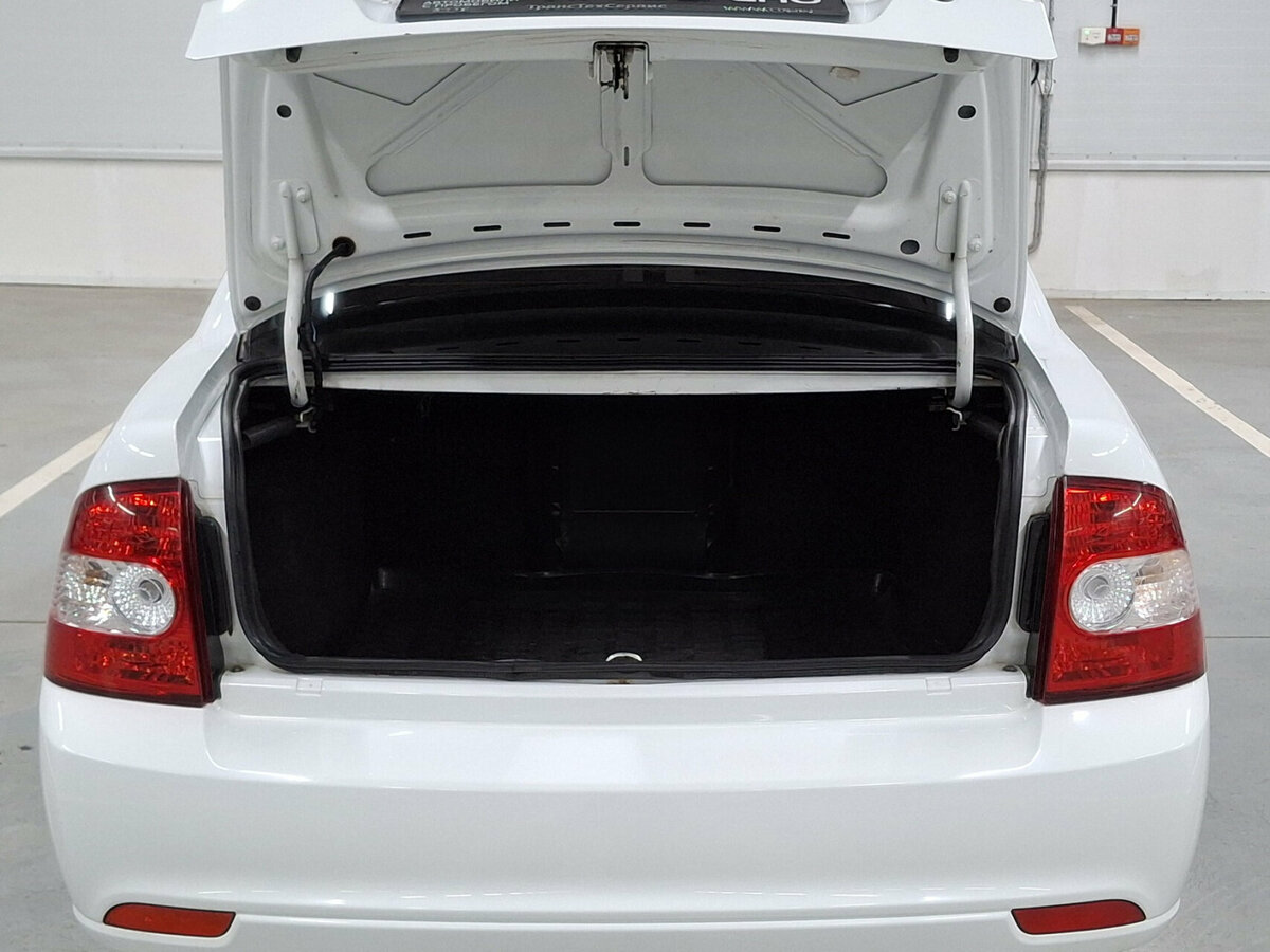 Купить Lada (ВАЗ) Priora I Рестайлинг, 2017, 39 132 км, фото №10